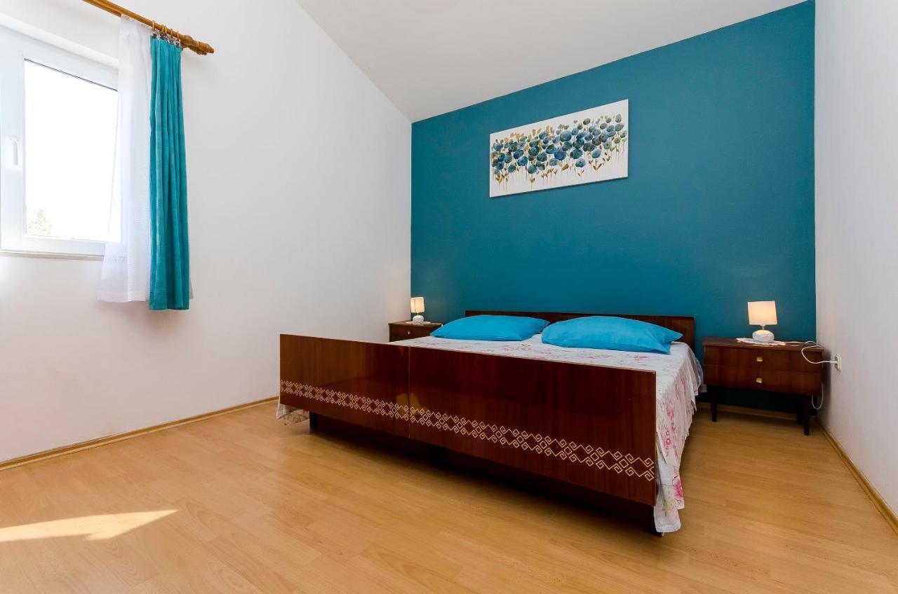 Apartments Milka สลาทิเน ภายนอก รูปภาพ