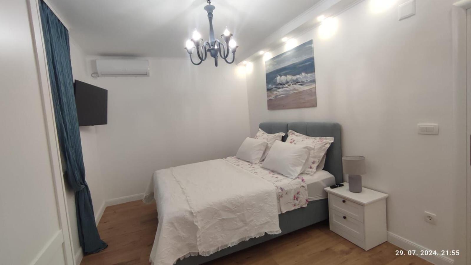Apartments Milka สลาทิเน ภายนอก รูปภาพ